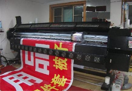 咸宁喷绘广告分辨率是多少？